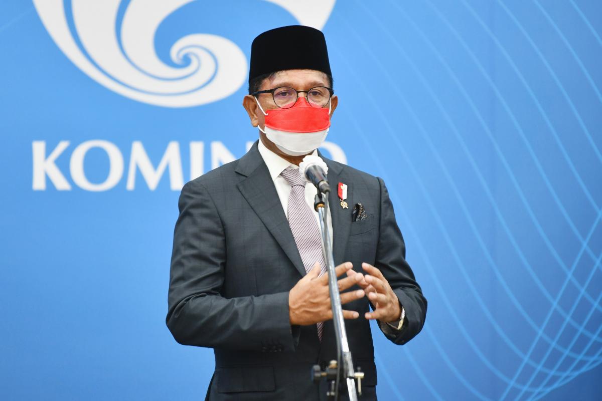 Kasus Aktif di Bawah 100.000, Menkominfo Imbau Tetap Disiplin Pakai Masker dan Segera Vaksinasi